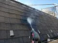 屋根塗装の様子 コケ等が付着し劣化が進んでいた屋根を塗装メンテナンスしました[屋根 高圧洗浄]