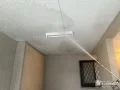 ガレージ天井塗装の様子 ビルドインガレージのお住まいの天井も塗装しました[ガレージ天井_高圧洗浄]