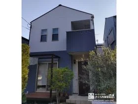 爽やかな青と白のツートンデザインがおしゃれな外壁塗装工事