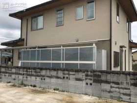 危険なテラス屋根を解体し、新たにサイズぴったりの屋根を設置