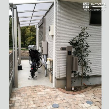 雨や埃から大切な自転車を守るサイクルポート設置工事